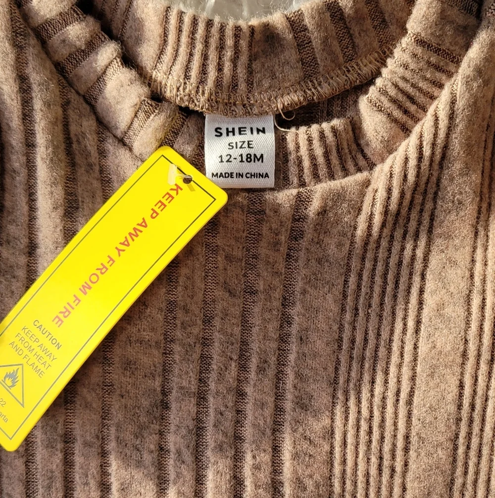 SHEIN Ribbed Knit Top in Brown